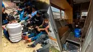 Patrulla Fronteriza halla a 17 inmigrantes mexicanos en casa rodante en condiciones inhumanas en esta ciudad de EEUU: arrestaron a traficante