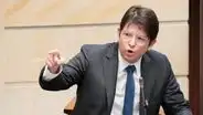 Precandidato presidencial Miguel Uribe sufre atentado durante mitin en Bogotá: superó con éxito cirugía para retirar la bala