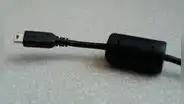 ¿Para qué sirve el cilindro que poseen algunos cables de carga? Esta es su función y por qué es clave