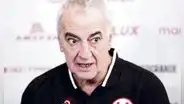 ¿Jorge Fossati puso de nuevo en duda su futuro en Universitario y dijo que se podría quedar hasta mitad de año? Esto es lo que se sabe