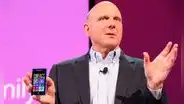Sucesor de Bill Gates en Microsoft revela por qué Windows Phone fracasó: "Subestimamos a la competencia"