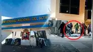 Violenta toma en la UNA Puno: estudiante queda herida tras caerle un estante metálico encima
