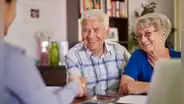 ¡Atención jubilados en España! Cuándo se cobra la paga extra de verano para los pensionados y cuánto subirán en 2025