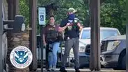 ICE arresta a 14 inmigrantes hispanos en este estado durante operativo en restobar mexicano 'Tepache'
