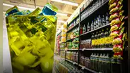 Expertos exigen prohibir colorante amarillo Tartrazina por riesgos a la salud: puede causar hiperactividad, crisis asmáticas o alergias