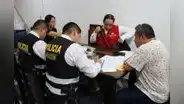 ‘El Clan del Cheque’: Caen 6 funcionarios que usaban fondos públicos para financiar campaña política