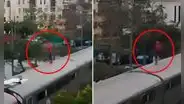 Captan a hombre disfrazado de Spider-Man corriendo sobre los trenes de López Aliaga: “Está buscando al Dr. Octopus”
