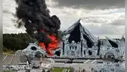 Escenario principal del festival Tomorrowland en Bélgica se incendia horas antes de comenzar evento