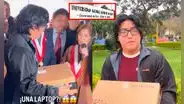 Premian a ‘Gusano Legendario’ de la UNMSM con una laptop durante almuerzo especial por Fiestas Patrias: “Valió acampar una semana”
