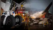 Pilotos del fatal vuelo de Jeju Air apagaron el motor equivocado en accidente que dejó 181 muertos en Corea del Sur, según investigación