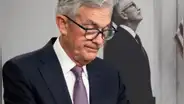 Trump llama “perdedor” a Powell y exige baja de tasas: “Nos cuesta trillones mantenerlas altas”