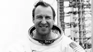 Muere Jim Lovell, astronauta y comandante de la misión Apolo 13, a los 97 años en EEUU, confirma la NASA