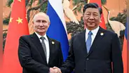 China afirma que seguirá comprando petróleo a Rusia pese a las amenazas arancelarias de Trump