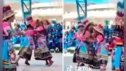 Estudiantes protagonizan pelea en pleno baile de tinkus y usuarios reaccionan: “Es parte de la coreografía”