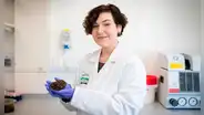 La fascinante investigación de una científica británica que colecciona cerebros para revelar los secretos de la materia gris