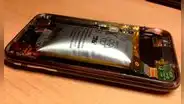 La batería de mi smartphone se ha hinchado: ¿por qué sucede esto y qué tan peligroso es?