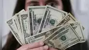 ¿Cuánto ganarías si inviertes $25 en factoring al 22% anual?