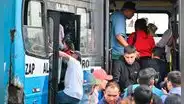 Combis y colectivos suben el precio de pasajes en Puente Nuevo ante paro de transportistas: "S/2 más de lo normal"