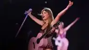 La vez que Taylor Swift cambió la letra de una de sus canciones para dedicársela a Travis Kelce