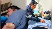 Joven de 300 kg enfrenta una obesidad mórbida que pone en riesgo su vida en SJL: "Nos dijeron que pensemos lo peor"