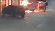 Delincuentes incendian camioneta frente a sede del Poder Judicial en Chiclayo