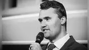 ¿Quién fue Charlie Kirk, aliado de Trump y activista conservador que fue asesinado de un tiro en una universidad de Utah?