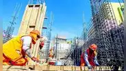 Construcción crece por cuarto mes consecutivo, pero la obra pública perdería ritmo al cierre de 2025