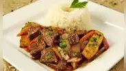 Aprende a preparar un Lomo Saltado tradicional de forma sencilla para sorprender a tu familia