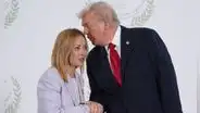 Trump genera polémica al lanzar incómodo comentario a primera ministra de Italia: "Me arriesgo, pero es cierto"