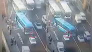 Taxista muere arrollado por un bus tras reclamarle al conductor por choque en la Panamericana Sur: chofer acumulaba 22 papeletas