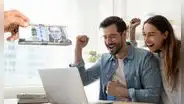 Accede a una compra de deuda a una tasa desde 0.84% mensual y ahorra pagando menos intereses