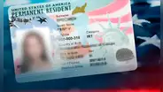 USCIS advierte que inmigrantes que cometan este error común pueden perder la Green Card