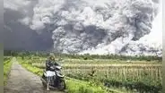 Indonesia activa nivel de advertencia tras la erupción del volcán Semeru y evacúa a cientos de residentes
