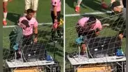 Hinchas de Alianza Lima quedan sorprendidos con la pantalla del VAR que usó el árbitro en el triunfo ante UTC: "Gracias, Agustín Lozano"