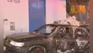 Delincuentes incendian auto de emprendedor en Independencia tras confundirlo con colectivero: grabaron el incidente para exigir cupos