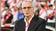 Fin de la novela: Universitario no llegó a un acuerdo con Jorge Fossati y dejará la dirección técnica