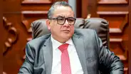 Juan José Santiváñez bajo la lupa fiscal: testigo revela que siguió dirigiendo su estudio jurídico siendo ministro