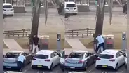 Así fue el preciso momento en que hombre logró desarmar a uno de los tiradores del ataque terrorista en Australia