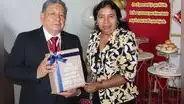 Ceremonia de despedida y cese por límite de edad del trabajador Roberto Bonilla
