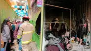 Incendio en mercado de Juliaca deja pérdidas superiores a S/100 mil: fuego se habría iniciado durante trabajos de soldadura