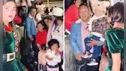 Tiktoker genera controversia al retirar a padre e hijo durante chocolatada: "Tú tienes plata, hay que ser consciente"