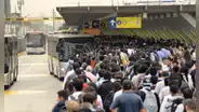 Golpes de calor y riesgos de salud en colas preferenciales del Metropolitano: la otra cara del caos en el transporte público