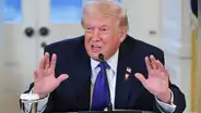 Trump lanza amenaza a Groenlandia y dice que actuará “por las buenas” o “por las malas” sobre territorio danés
