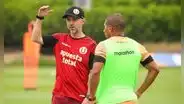 Javier Rabanal revela el sistema táctico que usará Universitario en la Liga 1 2026: "Los entrenamientos están saliendo muy bien"