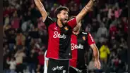 Melgar se lució en su presentación: derrotó 2-1 a Macará en la Tarde Rojinegra 2026