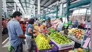 Inflación arranca el 2026 con aumento de 1,7% anual, presionada por el pollo y la comida en restaurantes