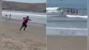Vendedor ambulante se arriesga al lanzarse al mar para salvar a niños de un ahogamiento en Barranca