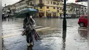 Descargas eléctricas, lluvias intensas y fuertes vientos golpearán varias regiones del Perú en las próximas horas: Senamhi emite alerta