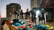 Decenas de familiares de presos políticos en Venezuela inician huelga de hambre tras aplazamiento de ley de amnistía