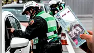 Policía admitió que cobró S/100 de coima a chofer y será expulsado de la PNP